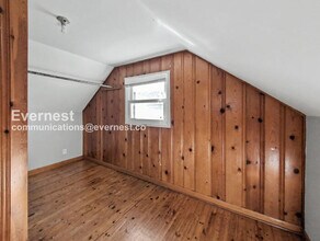 926 Chestershire Rd in Columbus, OH - Building Photo - Building Photo