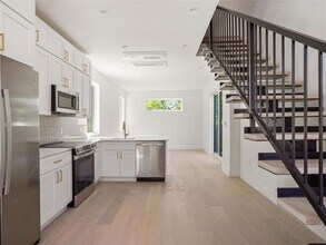 2609 Davis Ln in Austin, TX - Building Photo - Building Photo