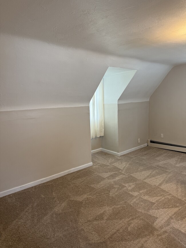 1113 Logan Ave, Unit 2nd floor in Bellmawr, NJ - Foto de edificio - Building Photo