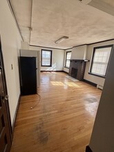 26 Breed St, Unit 3 in Boston, MA - Building Photo - Building Photo