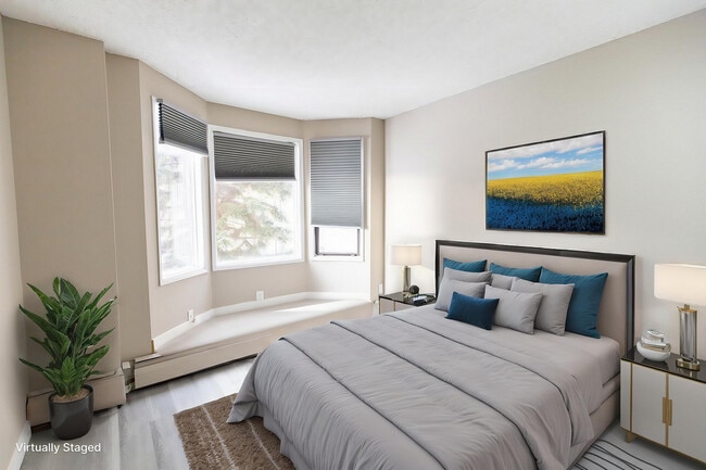 Cedarbrae Manor in Calgary, AB - Building Photo - Building Photo