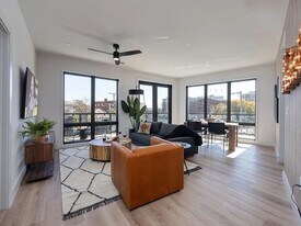 303 31st Ave N, Unit 209 in Nashville, TN - Building Photo