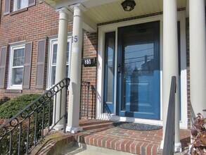 35 Lovell Rd in Watertown, MA - Building Photo - Building Photo