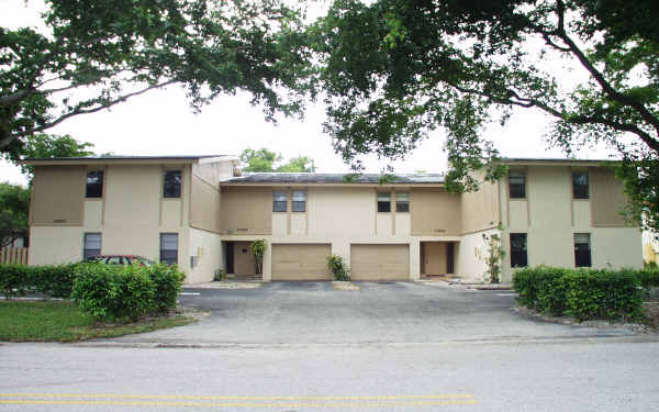 11500-11508 NW 44th St in Coral Springs, FL - Building Photo - Building Photo