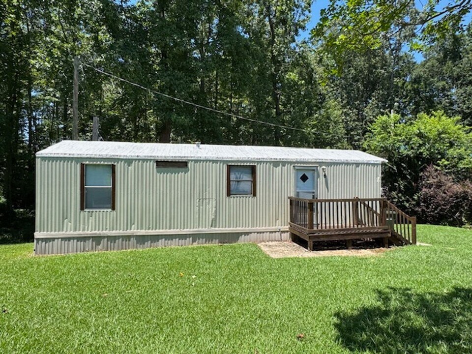 208 Perry Ave in Greer, SC - Building Photo