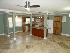 1805 Greenhill Dr in Clearwater, FL - Building Photo - Building Photo