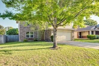 162 Madisons Way in Buda, TX - Building Photo - Building Photo
