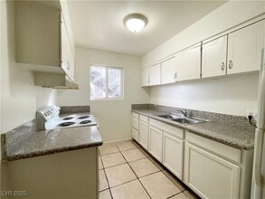 1309 N 23rd St, Unit 1 in Las Vegas, NV - Building Photo - Building Photo