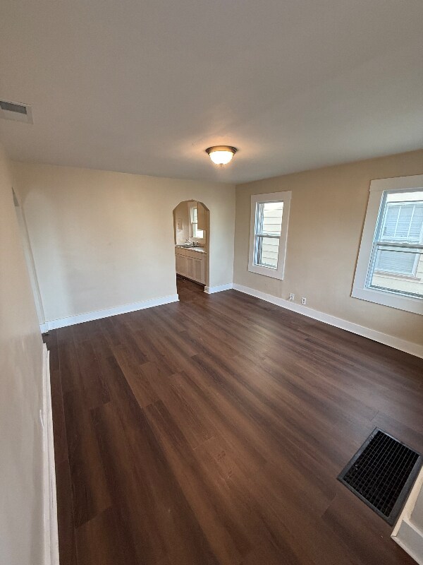 1317 E Maryland St in Evansville, IN - Building Photo - Building Photo