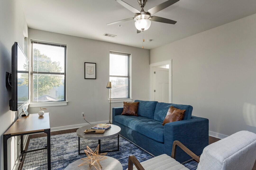 1016 18th Ave S in Nashville, TN - Building Photo