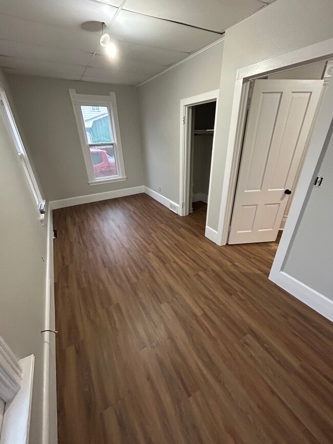 532 W South St, Unit Unit 1 - lower