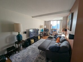 454 Namahana St, Unit 8## in Honolulu, HI - Building Photo - Building Photo