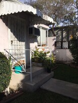 9701 National Blvd in Los Angeles, CA - Building Photo