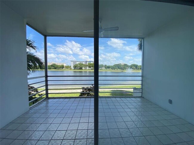 property at 2801 N Palm Aire Dr