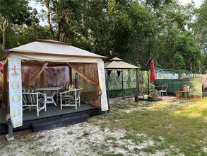 31701 FL-44 in Eustis, FL - Foto de edificio - Building Photo