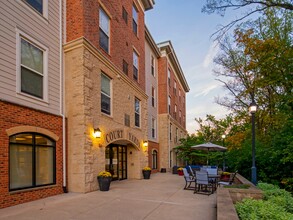 The Courtyards Apartments in Ann Arbor, MI - Building Photo - Building Photo