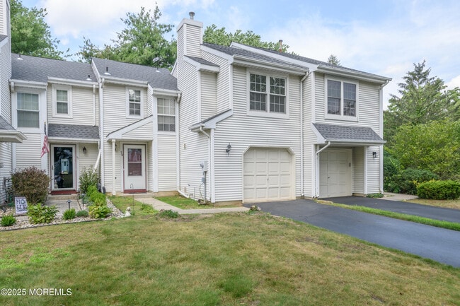 59 Malibu Dr in Eatontown, NJ - Building Photo - Building Photo