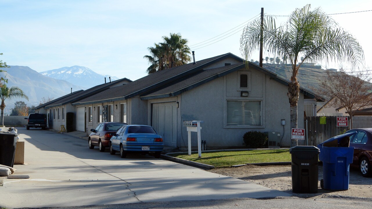 3981 N H St in San Bernardino, CA - Foto de edificio