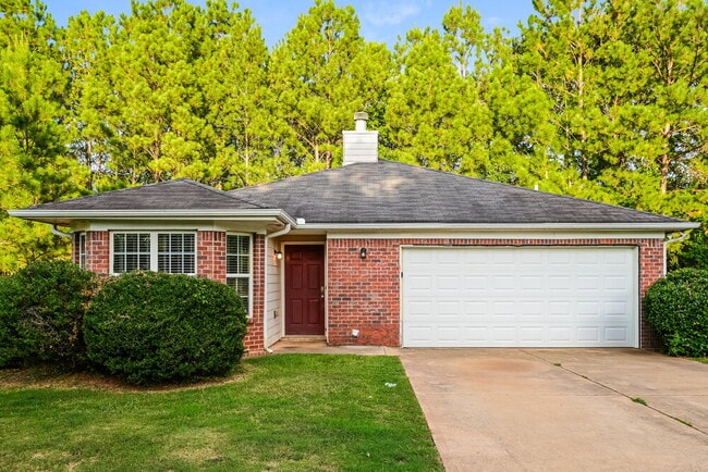 property at 25 Lakeridge Ct