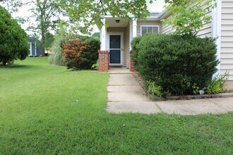 3809 Satinleaf Dr in Raleigh, NC - Building Photo - Building Photo