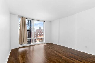 340 E 23rd St in New York, NY - Building Photo - Building Photo