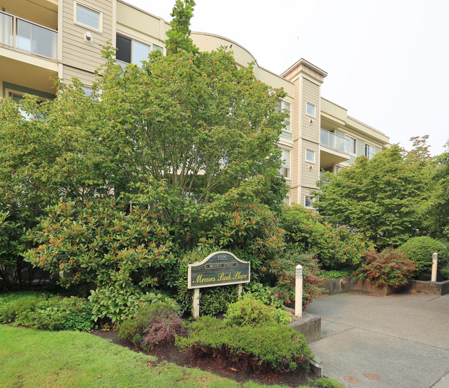 Meares Park Place in Victoria, BC - Building Photo - Building Photo