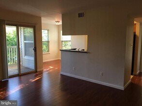 1710 Abercromby Ct in Reston, VA - Building Photo - Building Photo