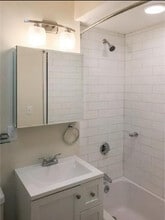 387 Harvard St, Unit 5 in Brookline, MA - Building Photo - Building Photo