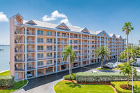 Sunrise Resort in St Pete Beach, FL - Building Photo - Building Photo