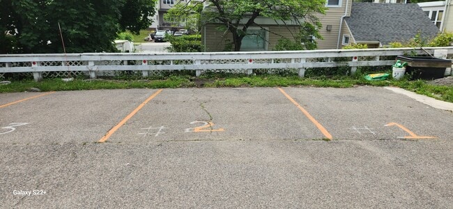 389 Newport Ave, Unit 1