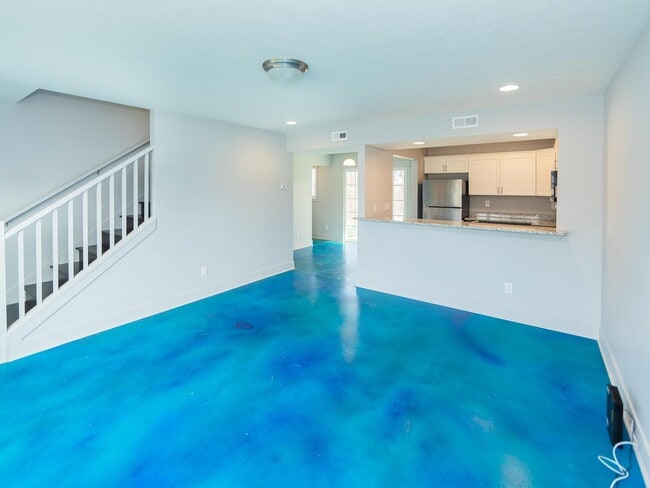 1233 W Rangeview Cir in Bloomington, IN - Building Photo - Building Photo