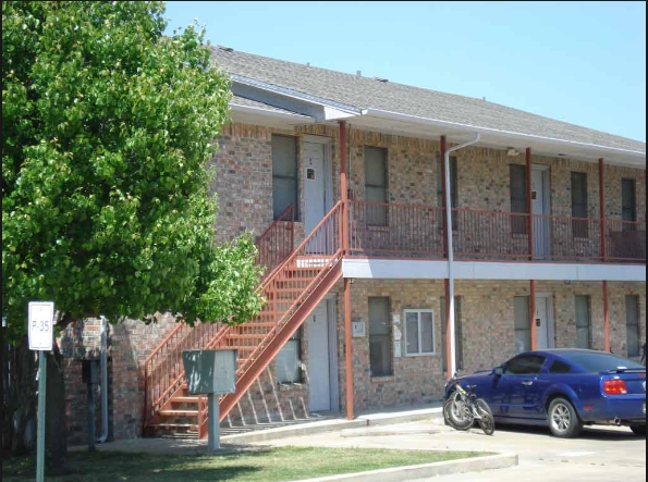 Lone Star Senior in Lone Star, TX - Building Photo