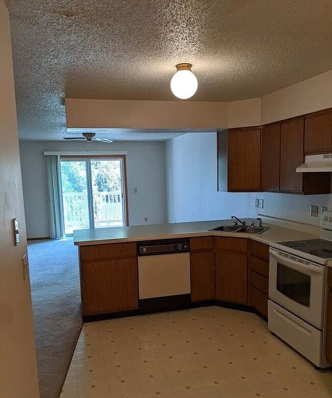 229 Woodside Dr, Unit 229 Woodside Drive