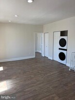 3245 Aramingo Ave in Philadelphia, PA - Building Photo