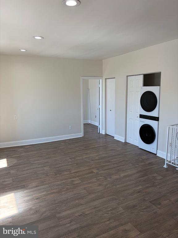 property at 3245 Aramingo Ave