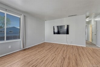 7968 Chase Cir in Arvada, CO - Foto de edificio - Building Photo