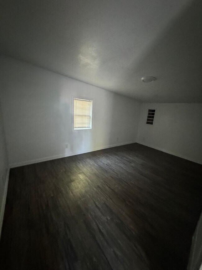 2730 S Jennings Ave in Fort Worth, TX - Building Photo - Building Photo
