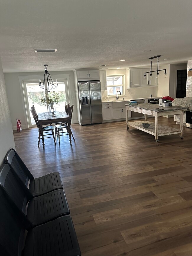 508 Hillpine Way in Brandon, FL - Building Photo - Building Photo