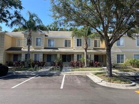 10806 Brickside Ct in Riverview, FL - Building Photo