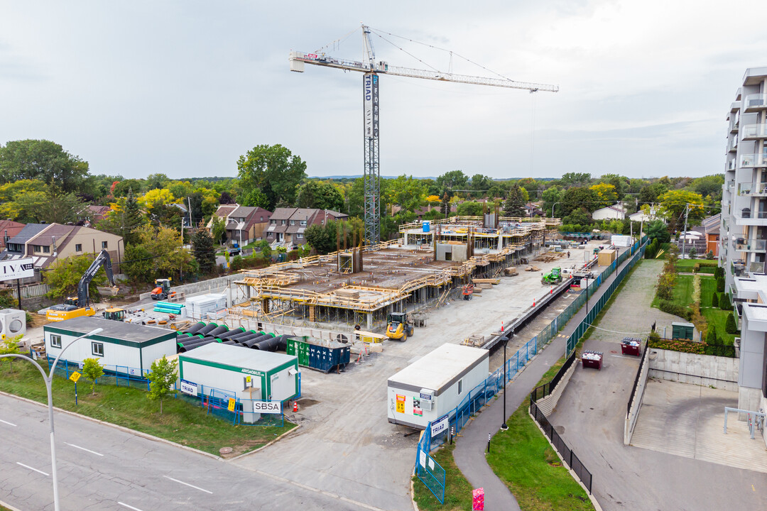 Aviva in Pointe-claire, QC - Building Photo