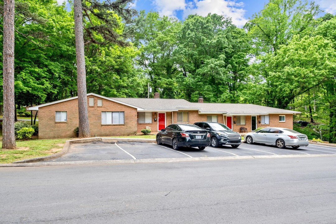 SH305-Chamberlain Pines (CHP) in Shelby, NC - Foto de edificio