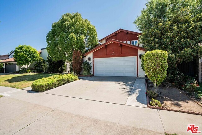 4911 Patrae St in Los Angeles, CA - Building Photo - Building Photo