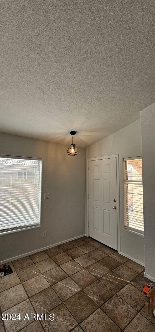 9426 W Monroe St in Peoria, AZ - Building Photo - Building Photo