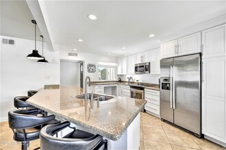 1446 N McAllister Ave in Tempe, AZ - Foto de edificio - Building Photo