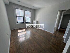 19 Peterborough St, Unit 22CP in Boston, MA - Foto de edificio - Building Photo