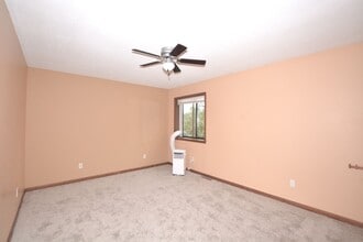 1603 Independence Rd in Rolla, MO - Building Photo - Building Photo