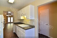 131 Waverly Point Dr photo'