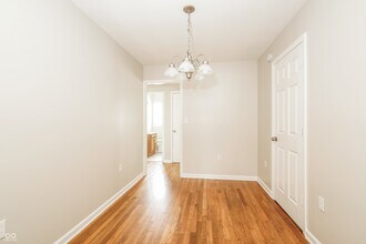 124 Rose Ln in Greenwood, IN - Building Photo - Building Photo