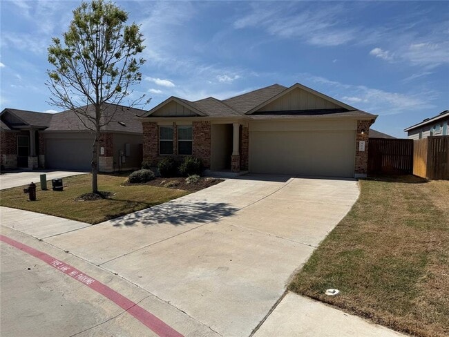 660 Xanadu Dr in Jarrell, TX - Building Photo - Building Photo