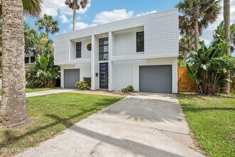 248 11th St in Atlantic Beach, FL - Building Photo - Building Photo